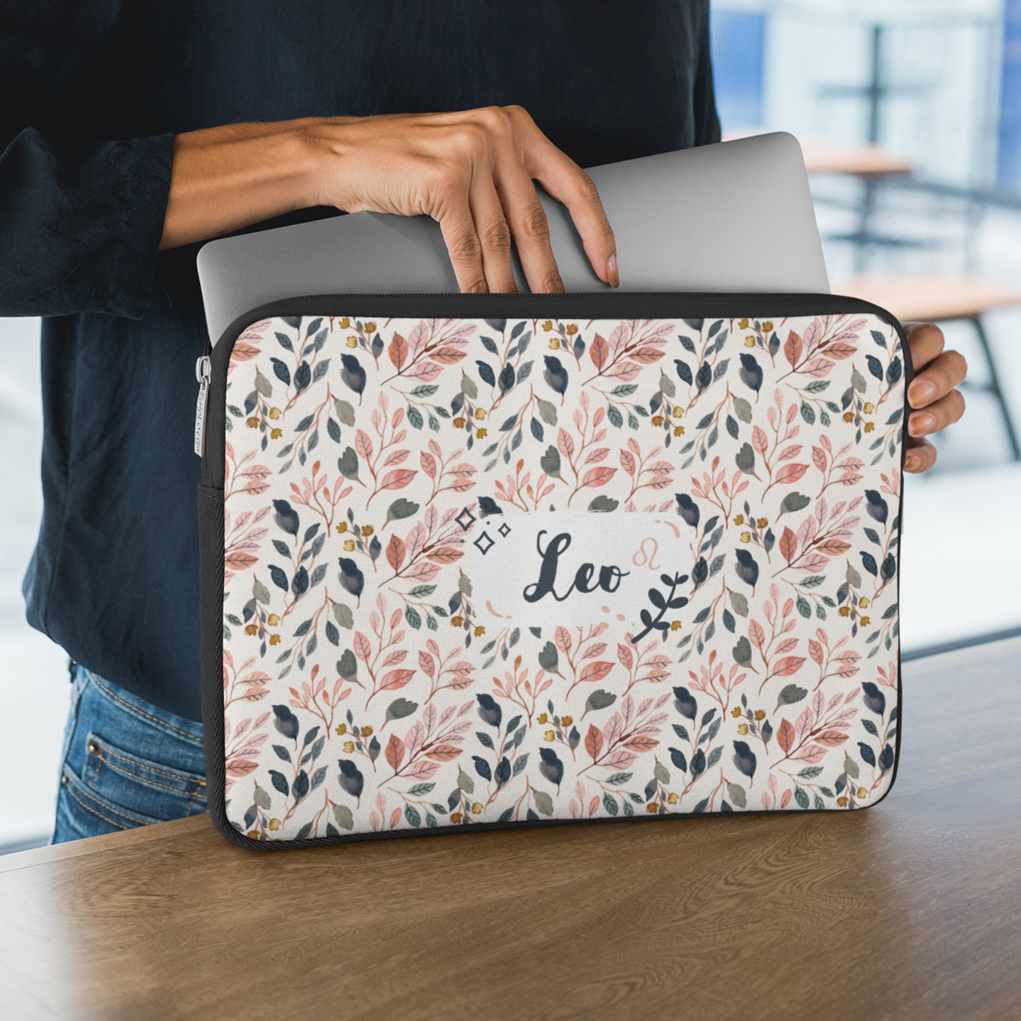 Leo Floral 2 Laptop Sleeve