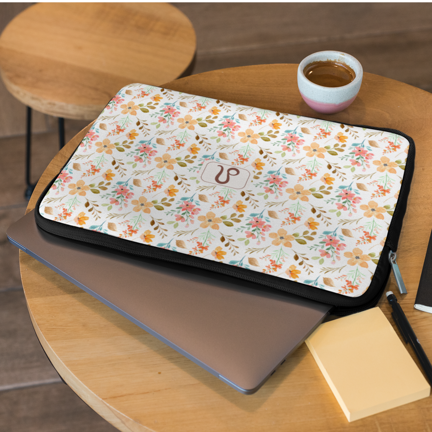 Leo Floral Laptop Sleeve